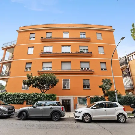 Beautiful Charming Garden Near St Peter Apartament Rzym